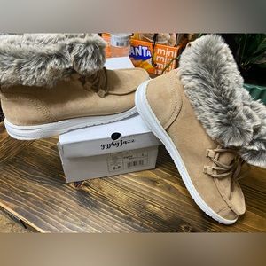Brand New Gypsy Jazz Furry Shoes